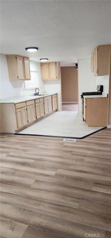 655 E Main 83, San Jacinto, CA 92583