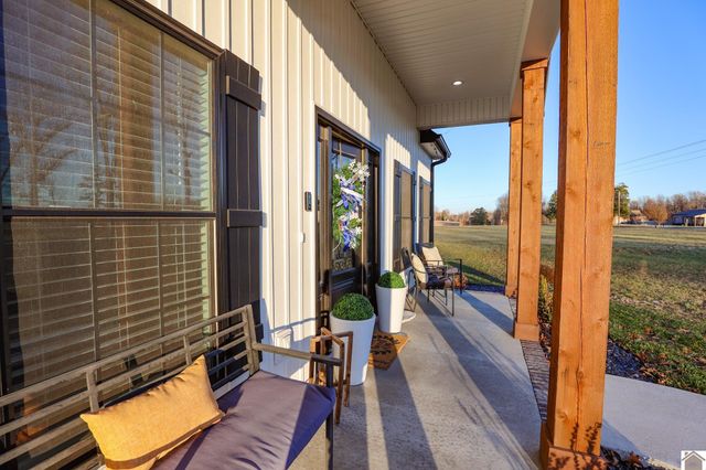 11255 State Route 286, Kevil, KY 42053