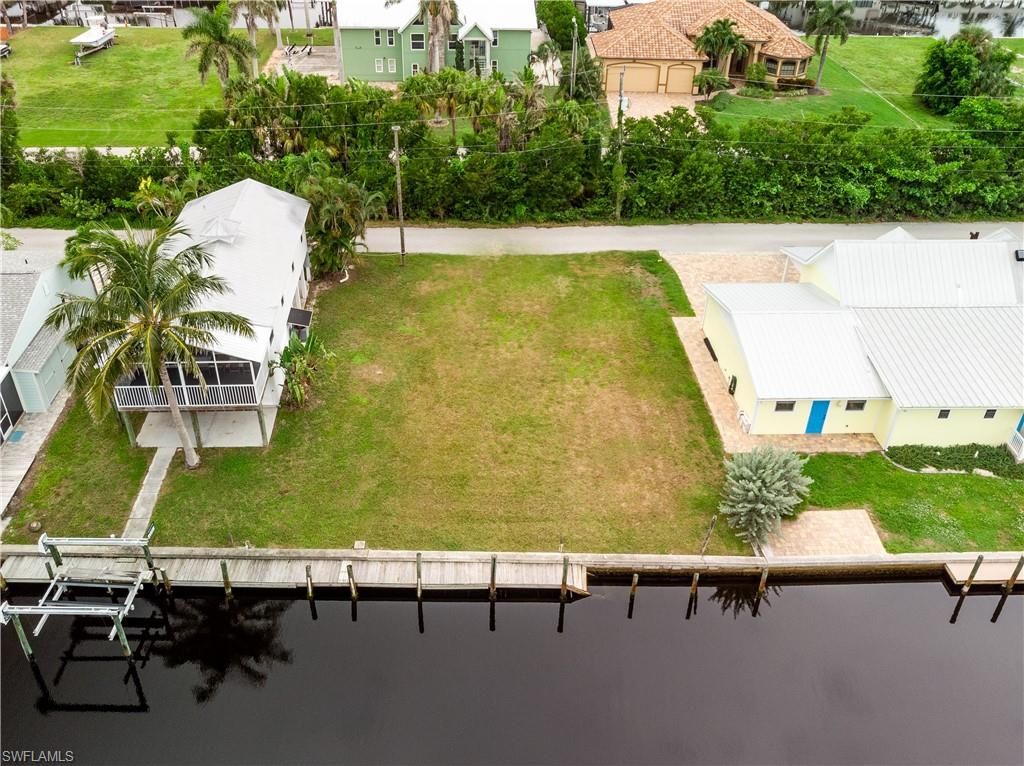 16220 Antigua WAY, BOKEELIA, FL 33922 — photo 2