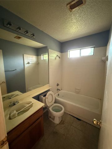 703 Meadowcreek Court, Garland, TX 75043