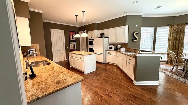837 Glen Garry Drive, Flower Mound, TX 75022