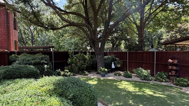 837 Glen Garry Drive, Flower Mound, TX 75022