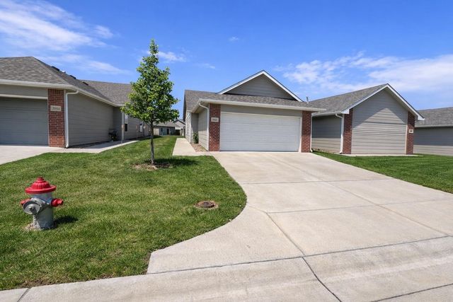 5406-5408 N Colburn Street, Bel Aire, KS 67220