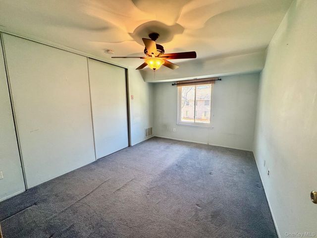 30 Kiowa Court K30, Coram, NY 11727