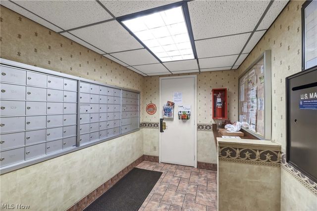 4849 Grace Road 122, North Olmsted, OH 44070