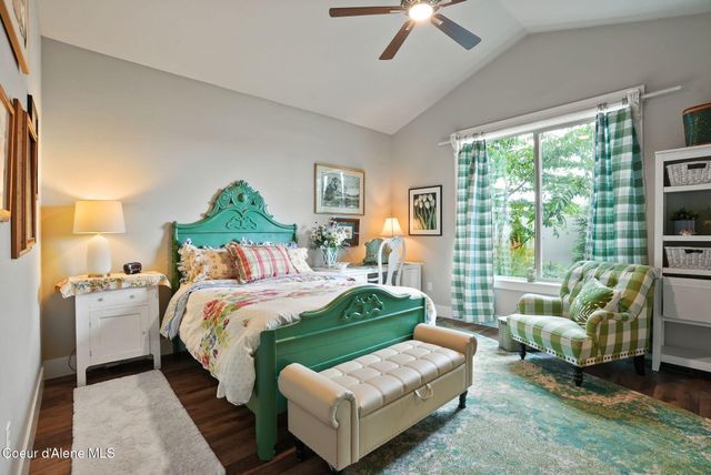 7996 N Hibiscus Lane, Coeur D'alene, ID 83814