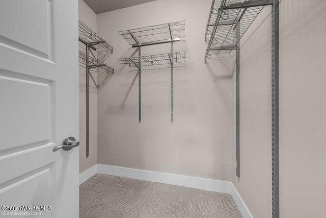 7996 N Hibiscus Lane, Coeur D'alene, ID 83814