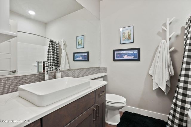 7996 N Hibiscus Lane, Coeur D'alene, ID 83814