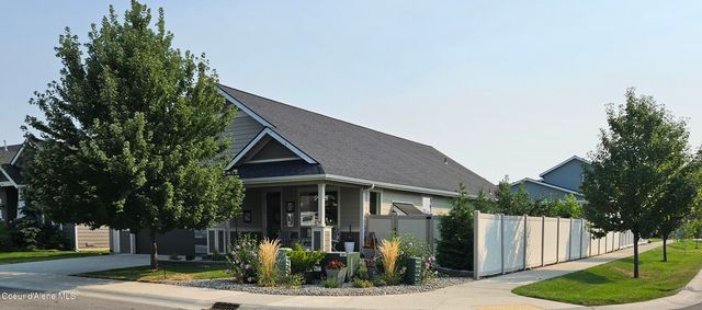 7996 N Hibiscus Lane, Coeur D'alene, ID 83814