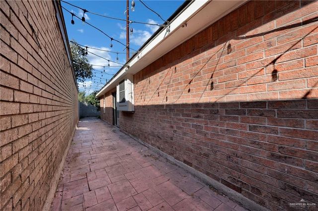 317 N 36th Lane, Mcallen, TX 78501