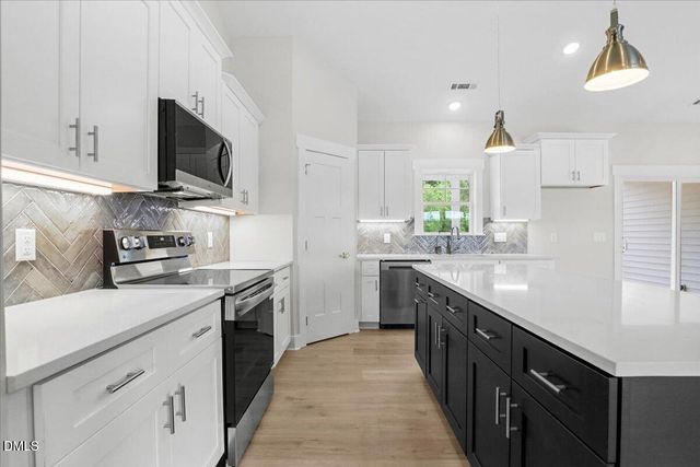 9219 N Beaver Creek Way, Middlesex, NC 27557