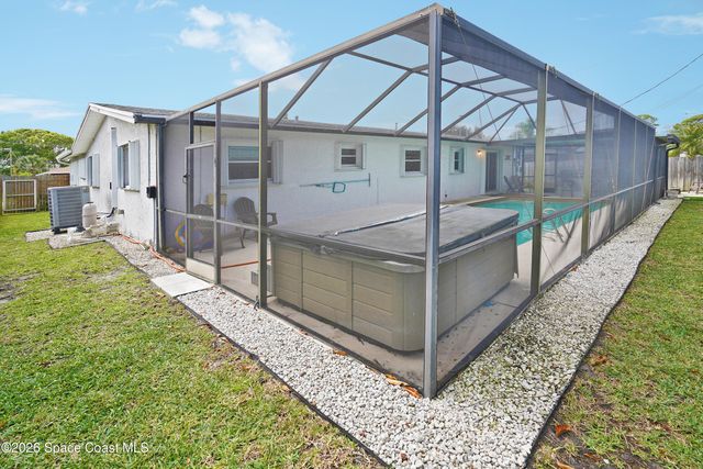 250 Viscount Avenue, Merritt Island, FL 32953