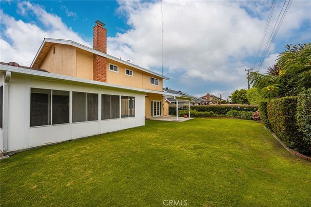 5242 Loyola, Westminster, CA 92683