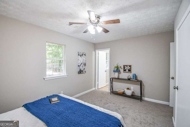 110 E Country Woods Drive, Covington, GA 30016