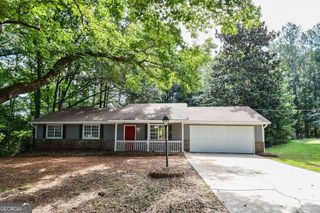 110 E Country Woods Drive, Covington, GA 30016