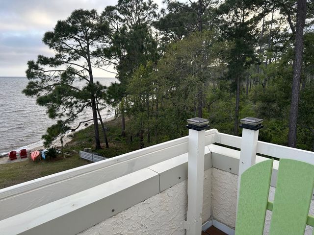171 Dolphin Cove, Freeport, FL 32439
