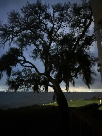 171 Dolphin Cove, Freeport, FL 32439
