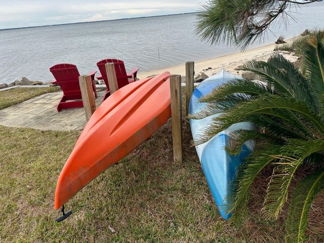 171 Dolphin Cove, Freeport, FL 32439