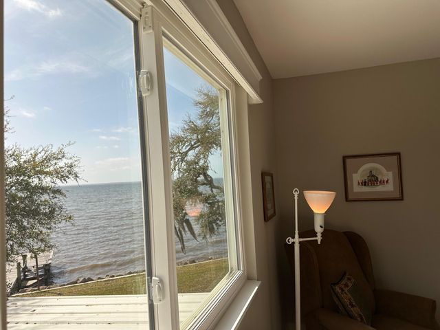 171 Dolphin Cove, Freeport, FL 32439