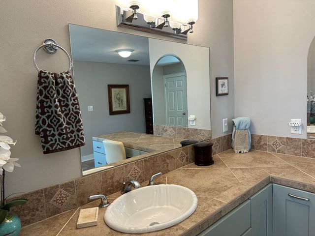 171 Dolphin Cove, Freeport, FL 32439