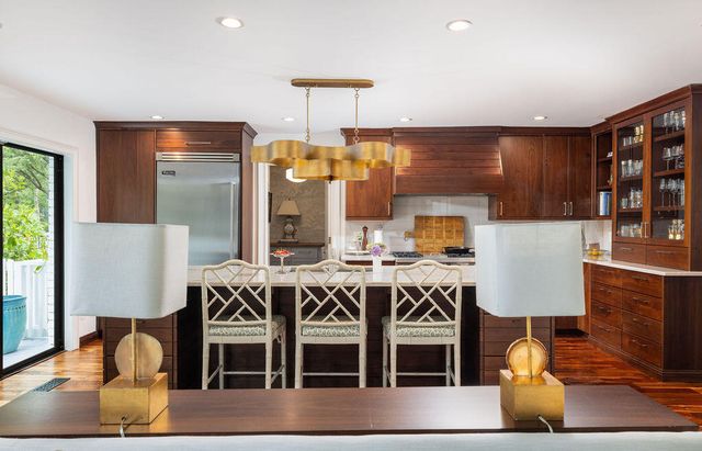 37 Fort Royal Avenue, Charleston, SC 29407