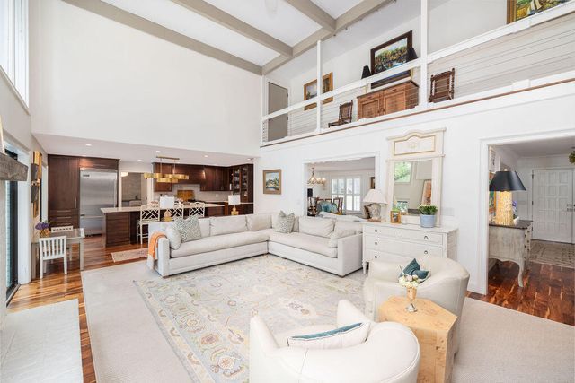 37 Fort Royal Avenue, Charleston, SC 29407