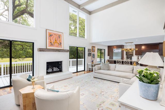 37 Fort Royal Avenue, Charleston, SC 29407