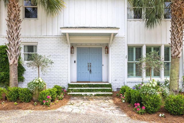 37 Fort Royal Avenue, Charleston, SC 29407