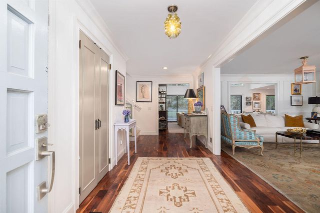 37 Fort Royal Avenue, Charleston, SC 29407