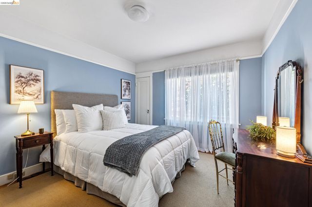 1622 Scenic Ave, Berkeley, CA 94709