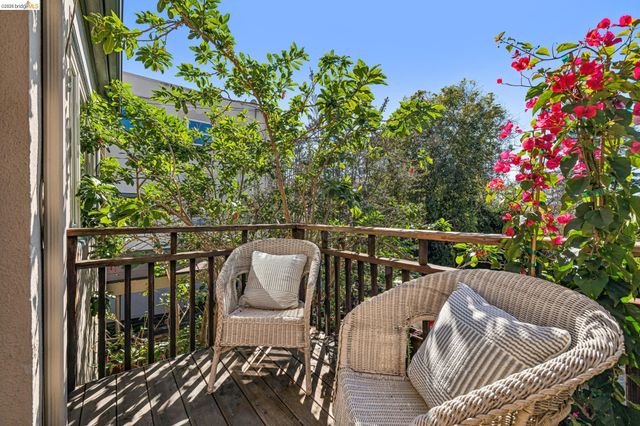 1622 Scenic Ave, Berkeley, CA 94709