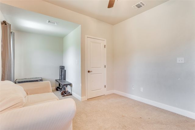 1000 Churchill Lane, Millsap, TX 76066