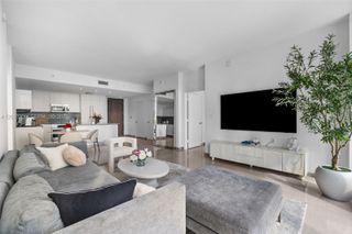 88 SW 7th St 809, Miami, FL 33130