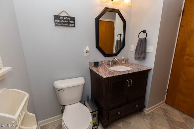 1085 Novak Road, Grafton, OH 44044