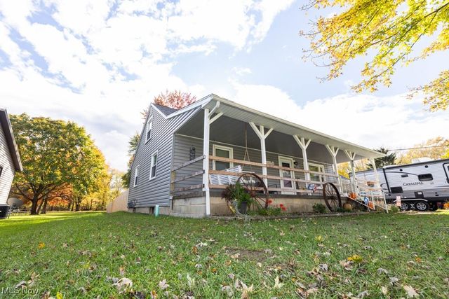 1085 Novak Road, Grafton, OH 44044