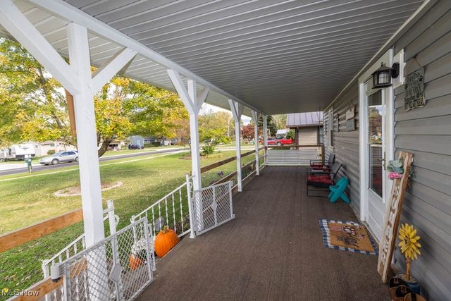 1085 Novak Road, Grafton, OH 44044