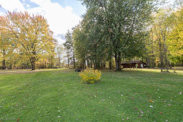 1085 Novak Road, Grafton, OH 44044