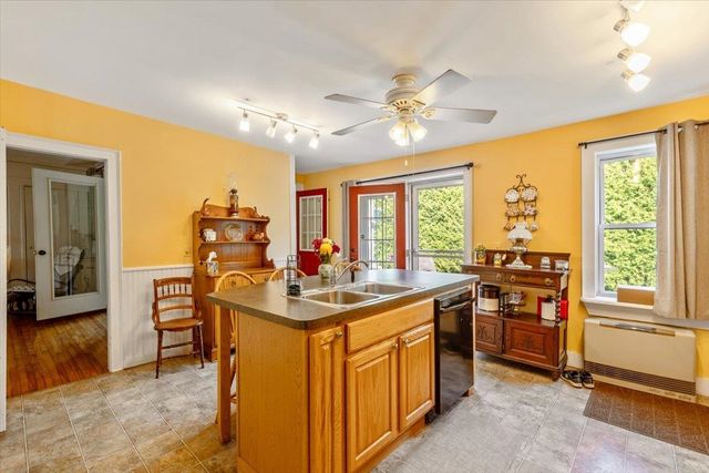 221 S Main Street, Cambridge, VT 05444