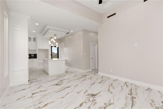 405 Merida Avenue, Donna, TX 78537