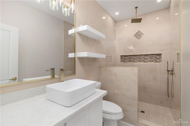 405 Merida Avenue, Donna, TX 78537