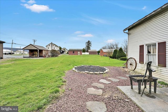 8491 LANCASTER AVE, Bethel, PA 19507