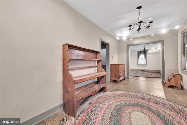 8491 LANCASTER AVE, Bethel, PA 19507
