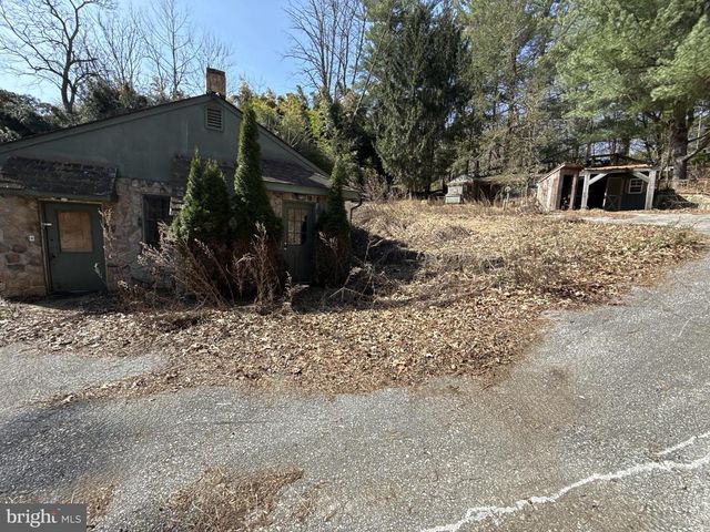 888 HORSESHOE PIKE, Downingtown, PA 19335