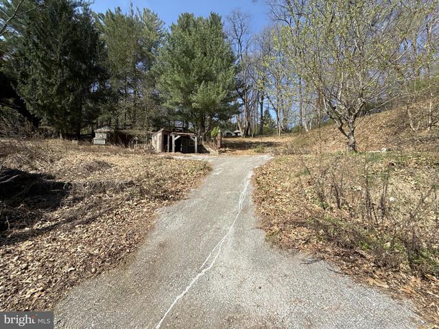 888 HORSESHOE PIKE, Downingtown, PA 19335