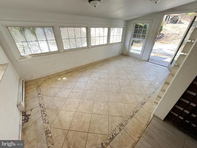 888 HORSESHOE PIKE, Downingtown, PA 19335