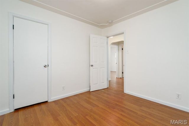 1735 Rhodes Street, Madison, IL 62060