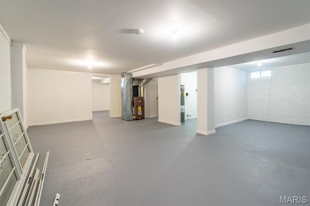 1735 Rhodes Street, Madison, IL 62060