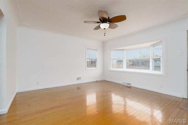 1735 Rhodes Street, Madison, IL 62060