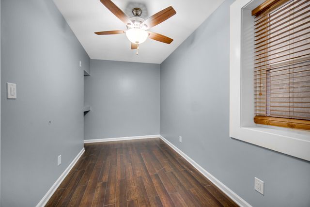 2033 Davidson Place, Whiting, IN 46394