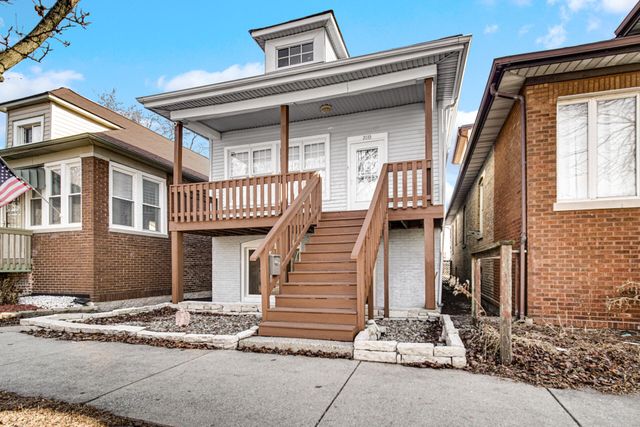 2033 Davidson Place, Whiting, IN 46394